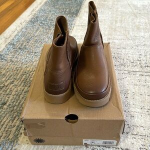 UGG booties leather size 8